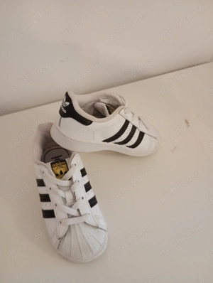 Adidași pentru copii! 