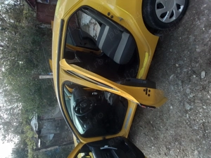 Dacia Logan 1.2 16v primul proprietar, GPL și galben de fabrică  - imagine 2