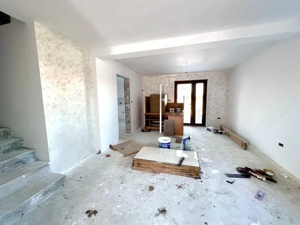 Duplex 5 camere si 3 bai - Mosnita Noua la asfalt - imagine 3
