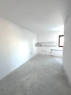 Duplex 5 camere si 3 bai - Mosnita Noua la asfalt - imagine 5