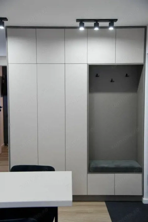 Apartament 4 camere complet renovat- Amenajat lux- Pozitie excelenta - imagine 17