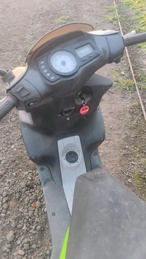 vând scuter  - imagine 5