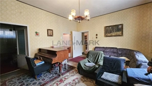 Casa unifamiliara cu curte exterior renovat zona Liviu Rebreanu