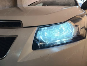 Chevrolet Cruze 1.6 benzina cu sistem multimedia - imagine 16