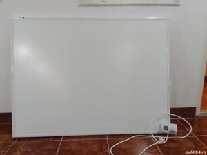 Vând încălzitor electric de perete