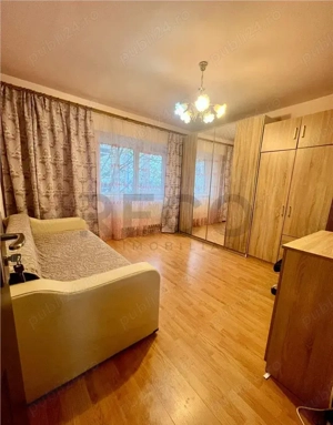 Proprietar închiriez garsonieră