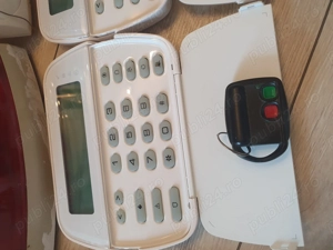 Centrala alarma DSC 8 zone 8 partitii PC 1864