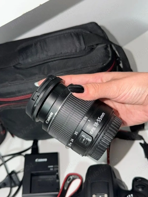 Aparat foto DSLR CANON EOS 4000D, Wi-fi ,negru+ obiectiv 18-55 mm SEE - imagine 3