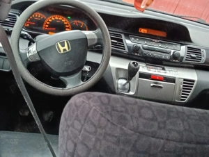 1.7 benzina 6 locuri - imagine 5