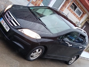 1.7 benzina 6 locuri