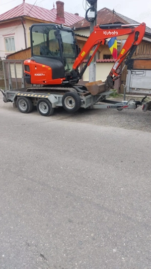  Vând excavator Kubota KX027-4   