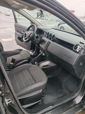 Dacia Duster II Prestige 1.3 TCe 150 CP, Camere 360  - imagine 4