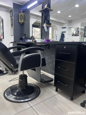 De vânzare Scaun cu masă 