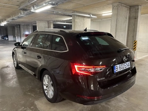 Skoda Superb 2.0 Dsg 150 cp  - imagine 4