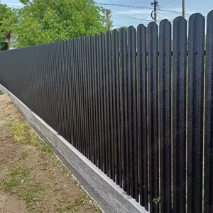 executam garduri si porti ori ce model dorește clientul 