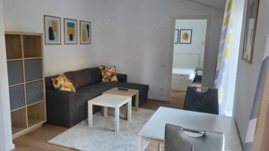 Apartament 2 camere ultracentral + curte. Totul NOU. Direct proprietar - imagine 2