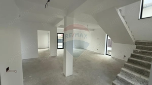 Casă / Vilă cu 4 camere Strada Vrancei - imagine 4