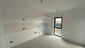 Casă / Vilă cu 4 camere Strada Vrancei - imagine 6