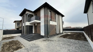 Casă / Vilă cu 4 camere Strada Vrancei