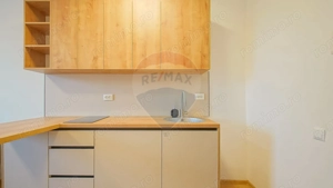 Comision 0% | Garsoniera / Camera in Tractorul - imagine 3