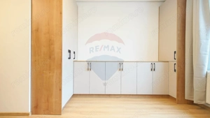 Comision 0% | Garsoniera / Camera in Tractorul - imagine 7