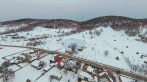 Casă cu 4 camere din cărămidă, de vânzare în zona Bratca-Damiș - imagine 20