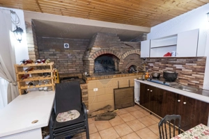 Vila 5 camere complet mobilata, foișor, teren generos - imagine 16