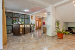 Hotel de vanzare la cateva minute de Podul Mogosoaia - imagine 5