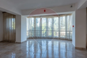 Hotel de vanzare la cateva minute de Podul Mogosoaia - imagine 8