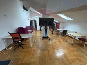 Inchiriere spratiiu birouri 65 mp + locuri parcare P-ta Victoriei