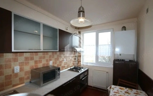 Apartament cu 2 camere, zona Complex Studentesc, Centrala Proprie - imagine 4