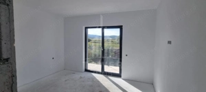 Casa individuala in loc Cristian - imagine 7