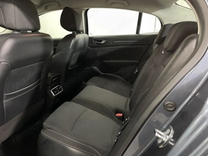 Renault Megane - imagine 10