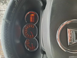 Vand autoturism marca Logan 2