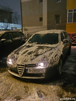 Vând Alfa Romeo 159