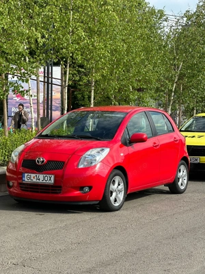 Toyota Yaris 1.3 benzina automata