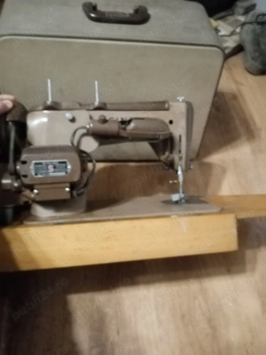 Mașina de cusut - imagine 2