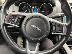 Vind Jaguar F-pace 2020 ,2.0d,180cp,184k km,awd,diesel negru - imagine 10