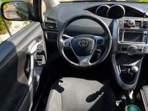Toyota Verso 2.0 D-4D DPF Luna - imagine 11