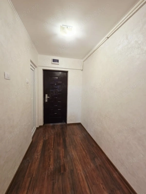 Garsoniera Tiglina 1 etaj 1 pretabila birou - imagine 5