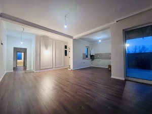 Duplex 3 camere, parter, 85 mp utili, 340 mp teren - Mosnita Noua