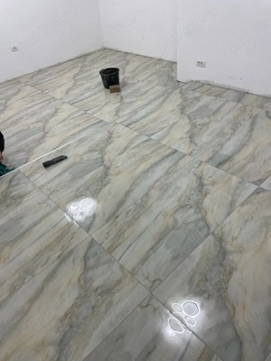 Execut lucrari de gresie si faianta