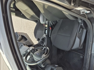 Vand Ford Focus,1.0, EcoBoost ,an 2018 - imagine 18