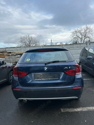 BMW X1 avariat frontal - imagine 2
