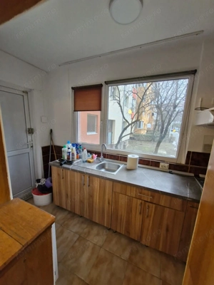 3 cam decomandat centrala proprie 2 bai zona Soarelui - imagine 9