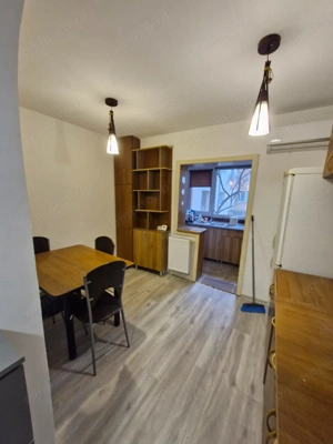 3 cam decomandat centrala proprie 2 bai zona Soarelui