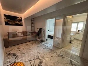 Apartament 2 camere, etaj intermediar, zona Tatarasi - imagine 2