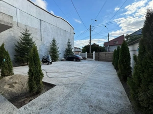 3 imobile distincte poziționate într-o curte cu teren de 715 mp-990 000 euro - imagine 14