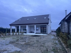 Duplex 5 camere, P+M, 122 mp utili, 390 mp teren - Mosnita Noua - imagine 11