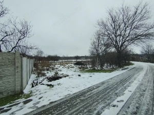 Teren 602 mp, Mischii, front 33,13m